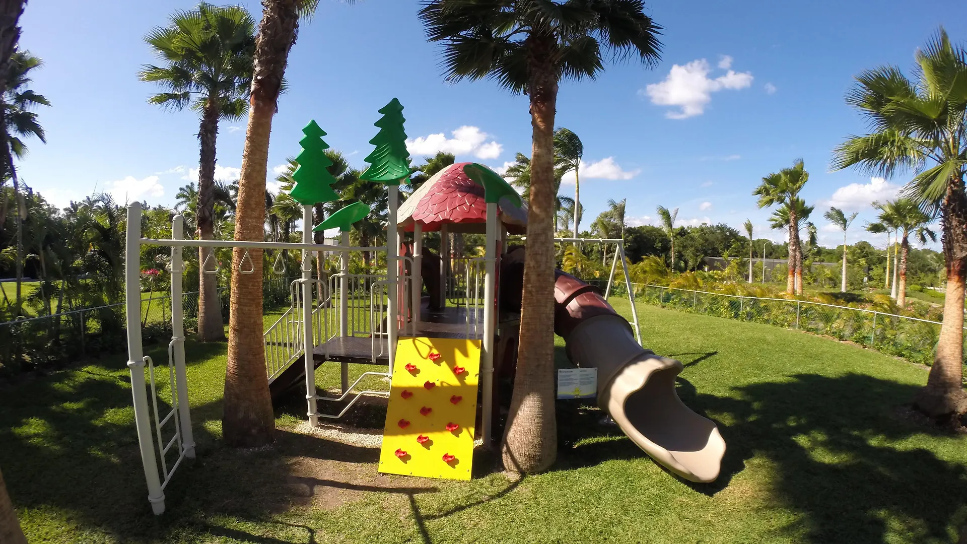 ***** אתר נופש פלאייה דל כרמן Princess Family Club Riviera מקסיקו